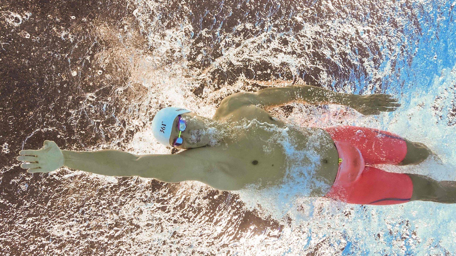 谷爱凌再创佳绩 自由式滑雪世界杯摘金