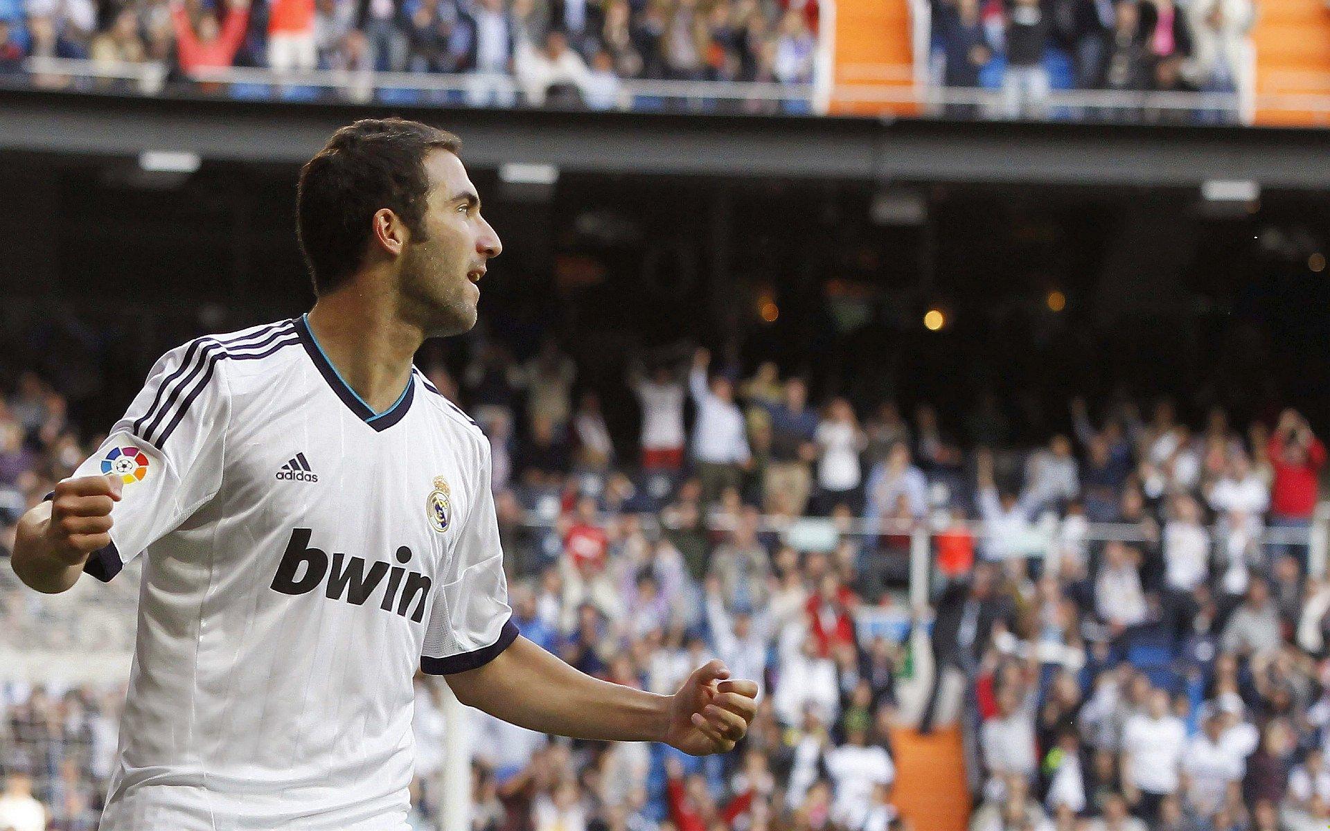 国乒包揽WTT大满贯五冠 马龙樊振东巅峰对决再现经典