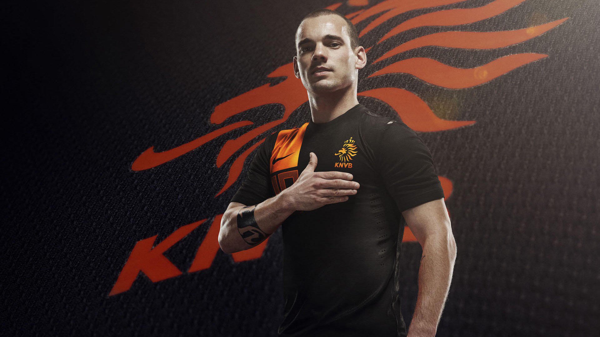 纳达尔鏖战五盘惊险晋级 法网14冠王再显红土统治力